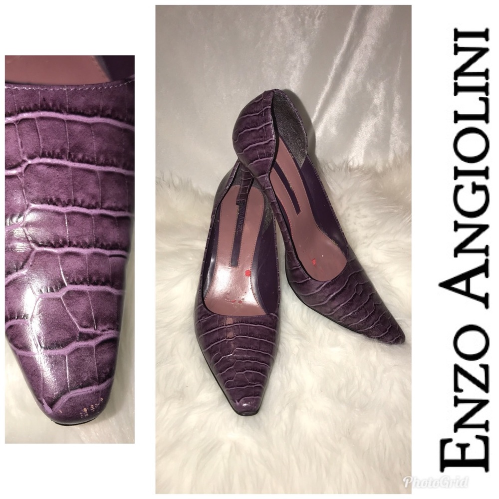 SALE ⬇️Gorgeous alligator purple pumps square toe